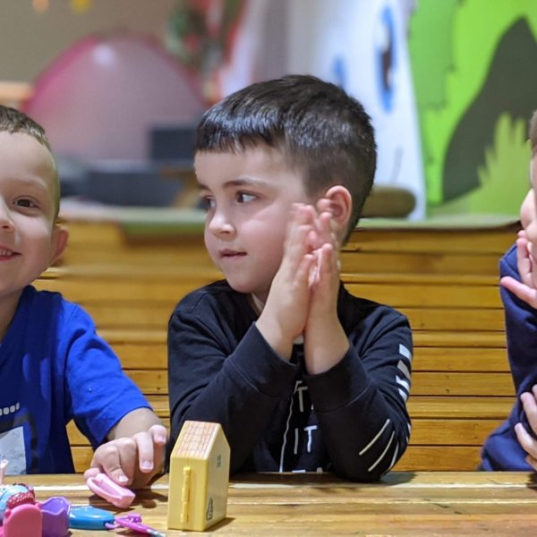 00100lrPORTRAIT_00100_BURST20200601093724973_COVER-scaled